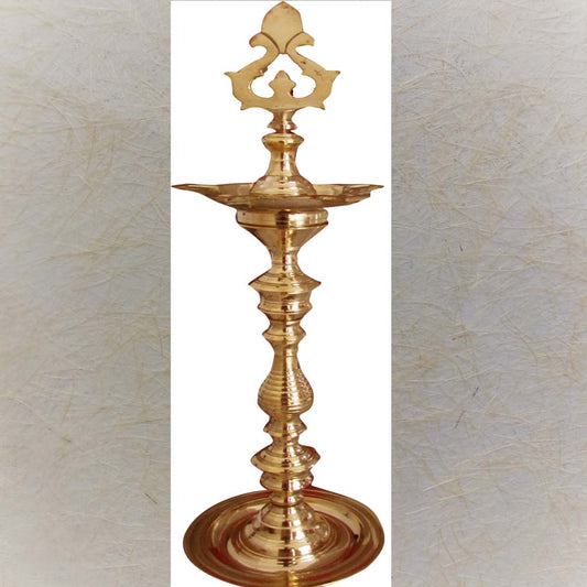 Eternal Kuthu Vilakku – Brass Oil Lamp with Traditional Flame Design for Rituals